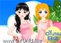 Two young people
girl click to play game